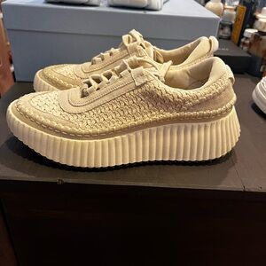 Dolce Vita Dolan Sneakers